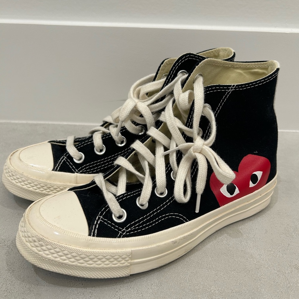COMME DEES GARÇONS